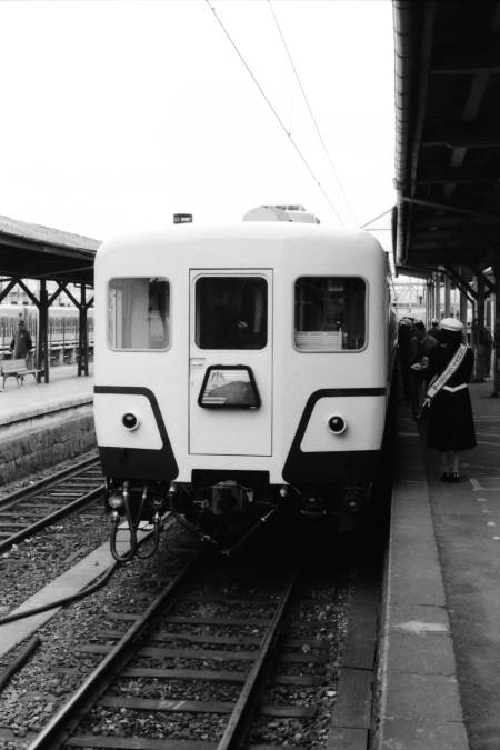 002 AE105 022.jpg